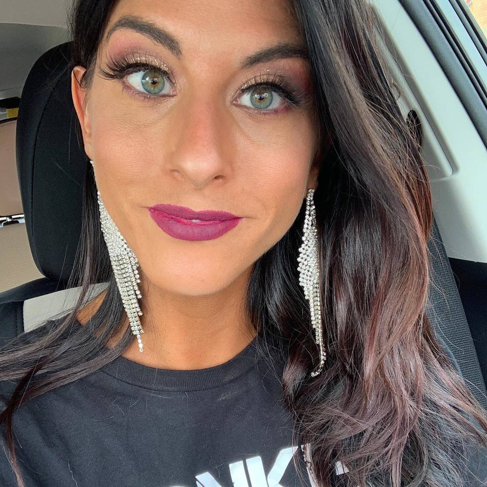 Meet your Posher, Caroline